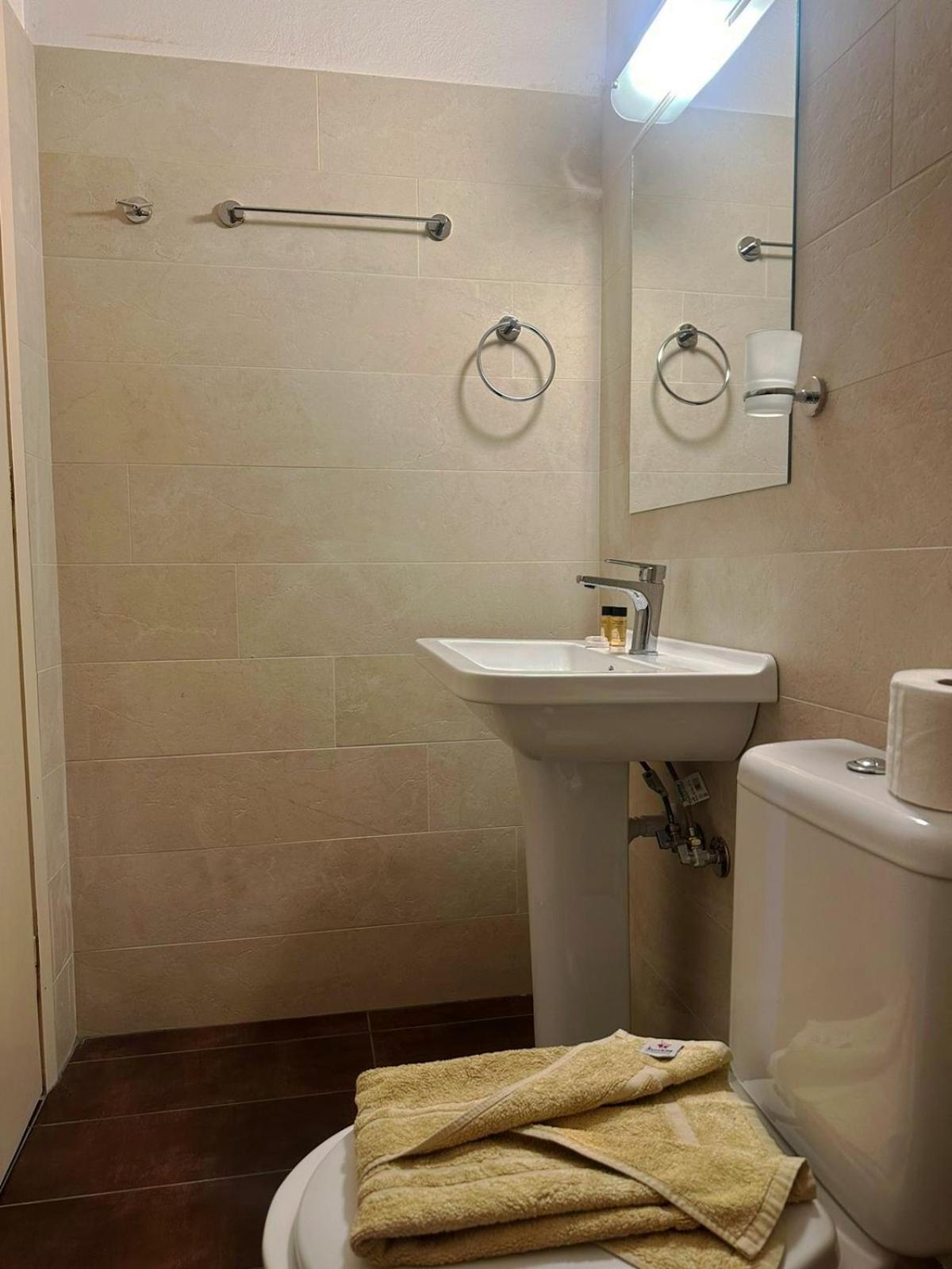 Vassilikon Hotel 路特奇 客房 照片