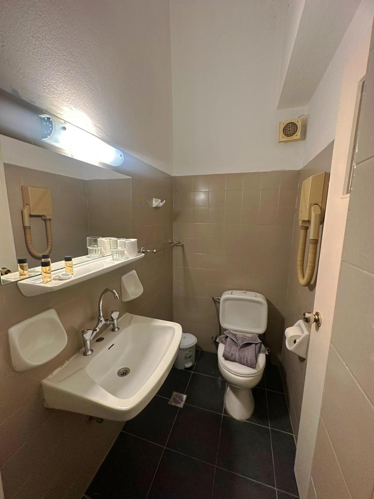 Vassilikon Hotel 路特奇 客房 照片